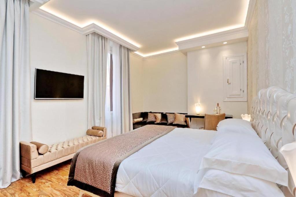 רומא Bq House Fori Imperiali Luxury Rooms מראה חיצוני תמונה
